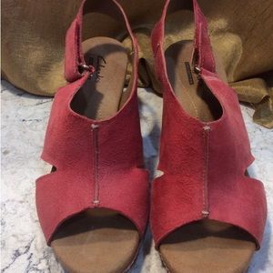 Clark’s pre owned in good condition